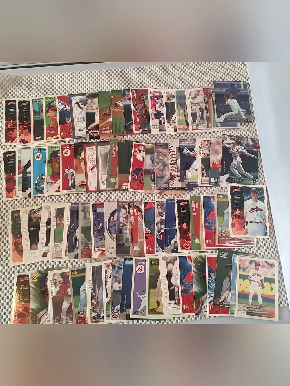 70 Baseball Trading Cards Lot